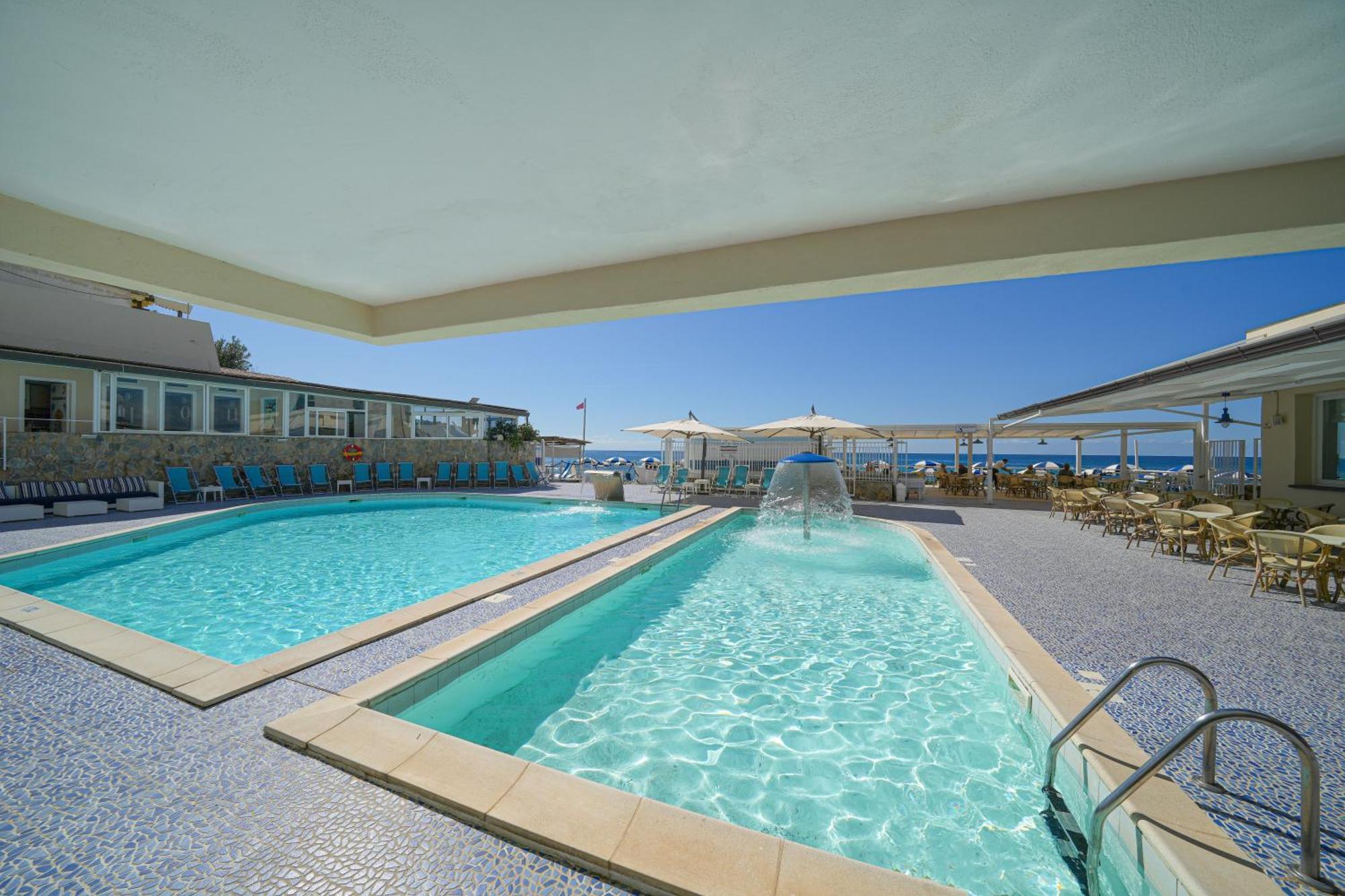 Hotel Saline ปาลีนูโร ภายนอก รูปภาพ
